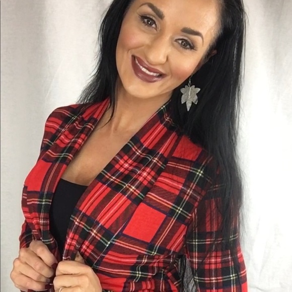 NEW cozy Long red plaid open cardigan - Picture 2 of 8